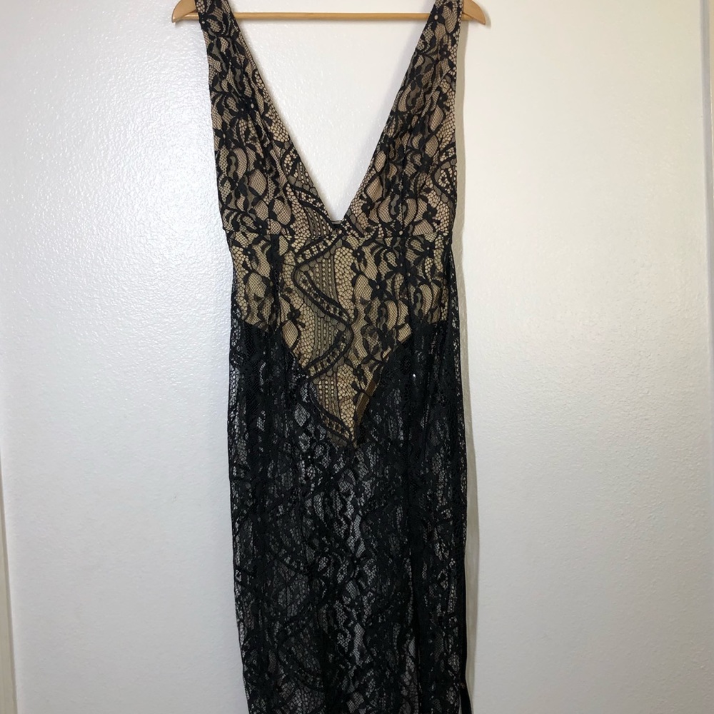 Pretty Little Thing Black/Tan Dress